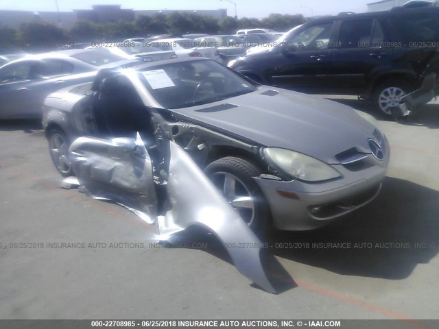 WDBWK56F95F038844 - 2005 MERCEDES-BENZ SLK 350 SILVER photo 1