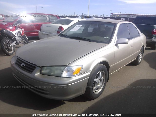 JT2BG22K1Y0466202 - 2000 TOYOTA CAMRY CE/LE/XLE GOLD photo 2