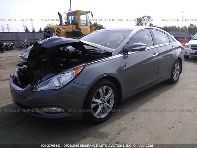 5NPEC4AC7BH292202 - 2011 HYUNDAI SONATA SE/LIMITED GRAY photo 2