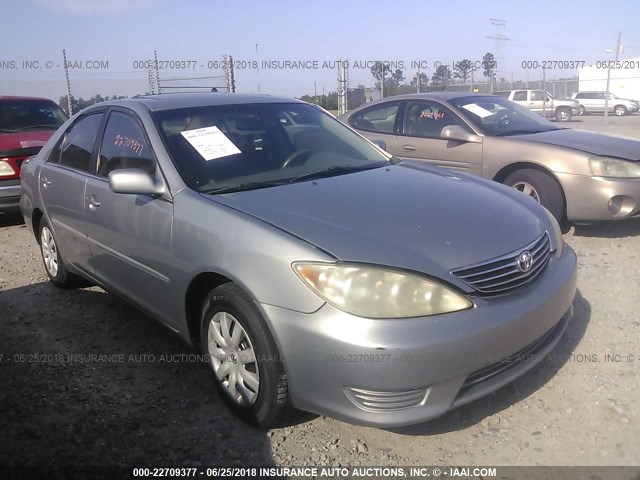 4T1BE30K76U690887 - 2006 TOYOTA CAMRY LE/XLE/SE 银色 照片 1