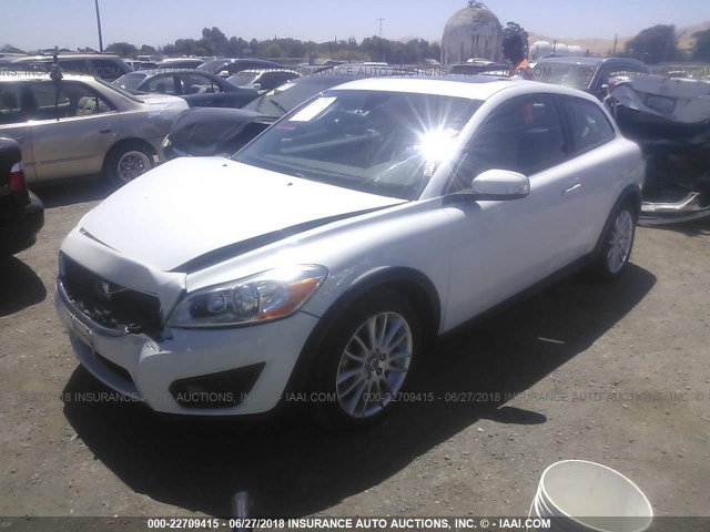 YV1672MK6B2203652 - 2011 VOLVO C30 T5 WHITE photo 2