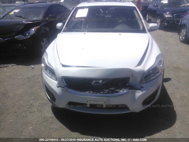 YV1672MK6B2203652 - 2011 VOLVO C30 T5 WHITE photo 6