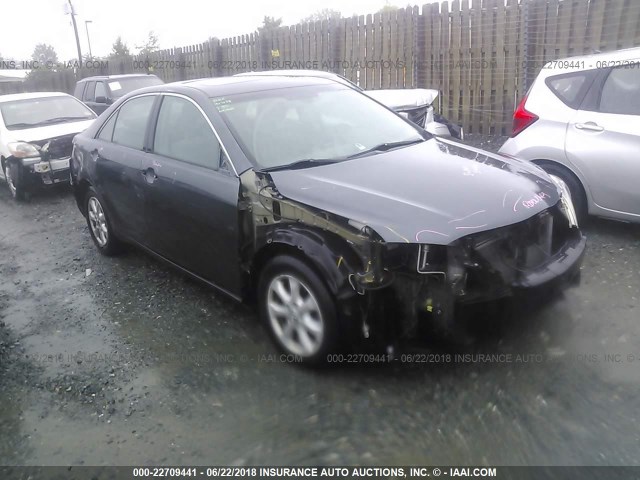 4T1BF3EK4AU101017 - 2010 TOYOTA CAMRY SE/LE/XLE 灰色 照片 1