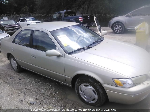 4T1BG22K3WU247508 - 1998 TOYOTA CAMRY CE/LE/XLE BEIGE photo 1