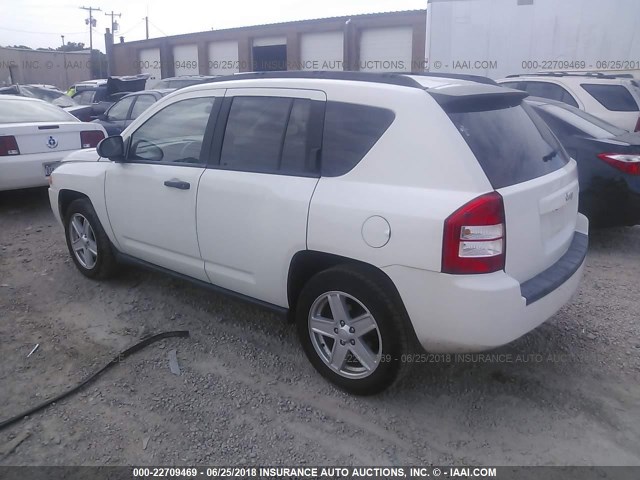 1J8FT47W97D106042 - 2007 JEEP COMPASS WHITE photo 3