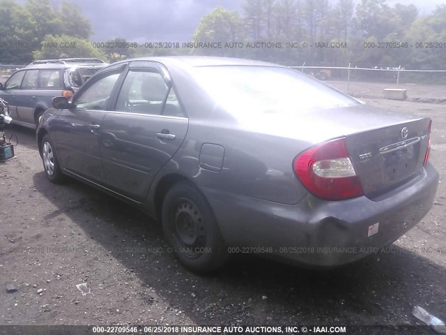JTDBE32KX40271891 - 2004 TOYOTA CAMRY LE/XLE 灰色 照片 3