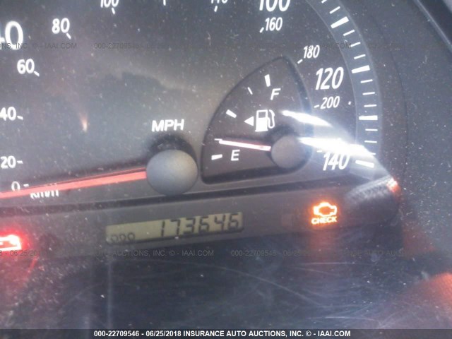 JTDBE32KX40271891 - 2004 TOYOTA CAMRY LE/XLE 灰色 照片 7