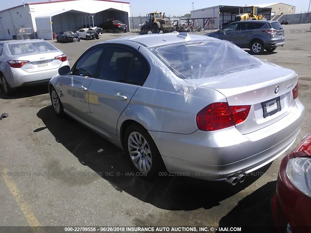 WBAPK53509A511760 - 2009 BMW 328 XI SULEV SILVER photo 3