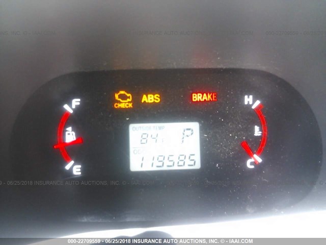 2T1KU40E39C172087 - 2009 TOYOTA COROLLA MATRIX  SILVER photo 7