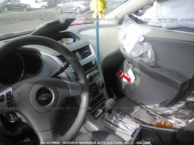 1G1ZG57N88F240187 - 2008 CHEVROLET MALIBU LS 银色 照片 5