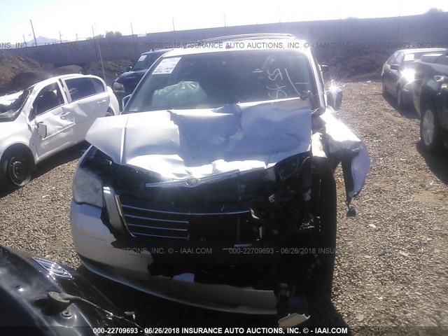 2A8HR54P88R132687 - 2008 CHRYSLER TOWN & COUNTRY TOURING SILVER photo 6