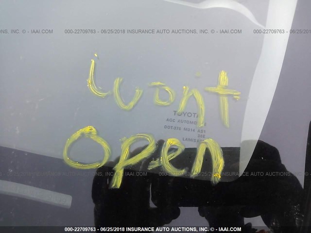 2T1KU4EE0AC279899 - 2010 TOYOTA COROLLA MATRIX  SILVER photo 10