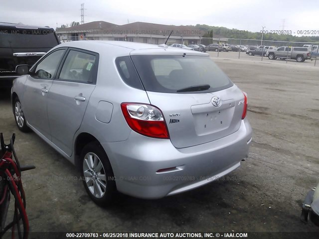 2T1KU4EE0AC279899 - 2010 TOYOTA COROLLA MATRIX  SILVER photo 3