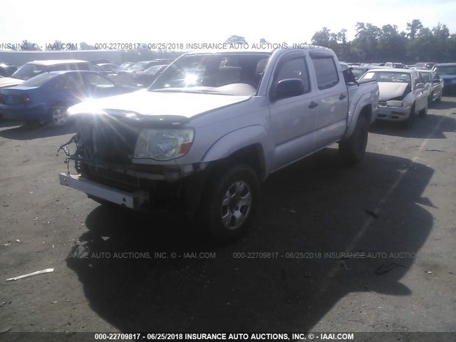 5TELU42N58Z545706 - 2008 TOYOTA TACOMA DOUBLE CAB SILVER photo 2