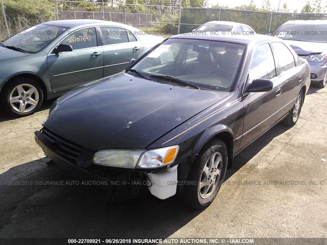4T1BF28K9WU048165 - 1998 TOYOTA CAMRY CE/LE/XLE 黑色 照片 2