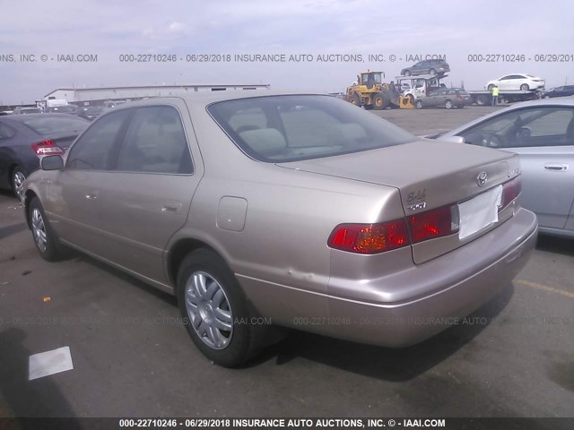 JT2BF22K3Y0257207 - 2000 TOYOTA CAMRY CE/LE/XLE GOLD photo 3