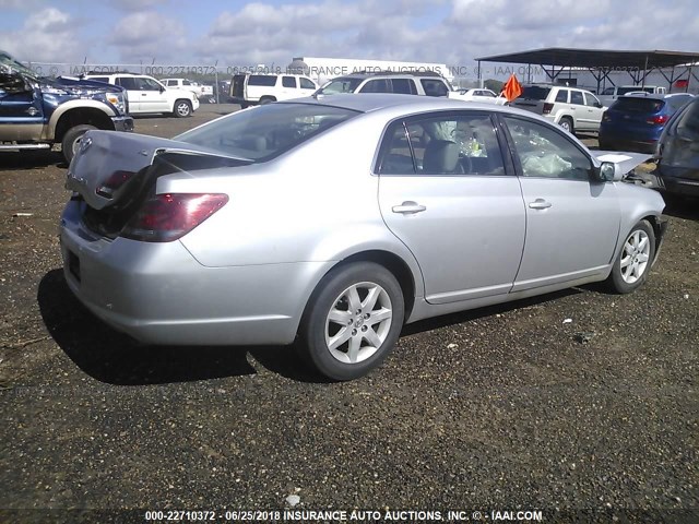 4T1BK36B89U344075 - 2009 TOYOTA AVALON XL/XLS/LIMITED SILVER photo 4