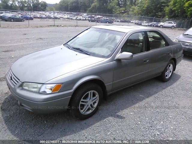 4T1BF22K5XU087829 - 1999 TOYOTA CAMRY LE/XLE TAN photo 2