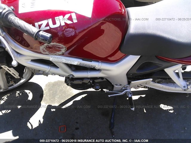 JS1VP52A712102271 - 2001 SUZUKI SV650 S RED photo 9