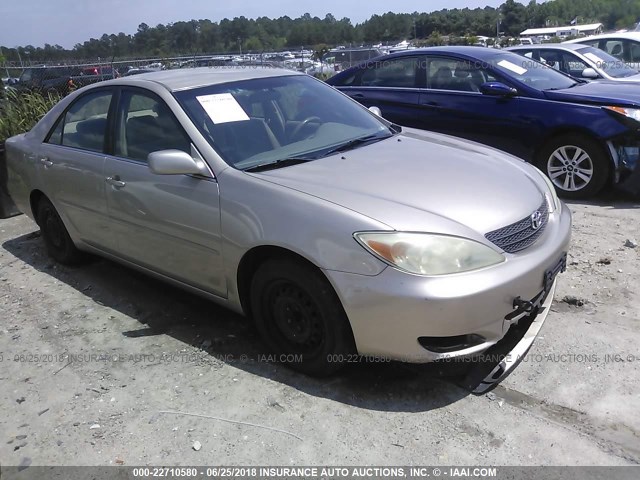 JTDBE30K530224172 - 2003 TOYOTA CAMRY LE/XLE Champagne photo 1