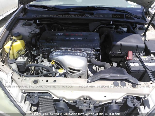 JTDBE30K530224172 - 2003 TOYOTA CAMRY LE/XLE Champagne photo 10