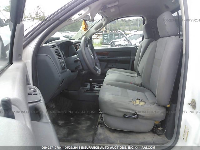 3D7KS26D96G202161 - 2006 DODGE RAM 2500 ST/SLT 白色 照片 5
