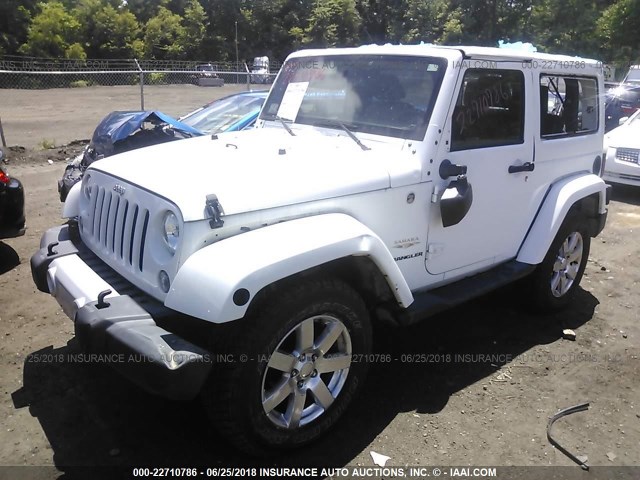 1C4AJWBG5FL743212 - 2015 JEEP WRANGLER SAHARA WHITE photo 2