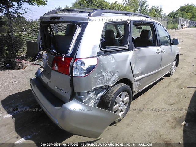 5TDZK22C58S155074 - 2008 TOYOTA SIENNA XLE/XLE LIMITED SILVER photo 4