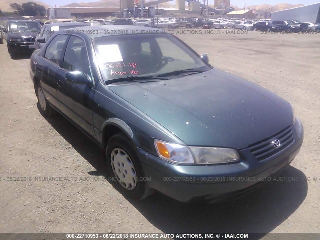 4T1BG22K0VU799918 - 1997 TOYOTA CAMRY CE/LE/XLE 绿色 照片 1
