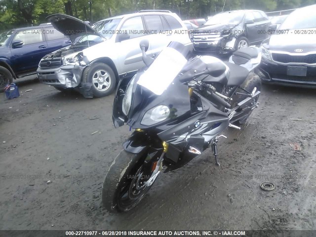 WB10D6009HZ709831 - 2017 BMW S 1000 RR GRAY photo 2