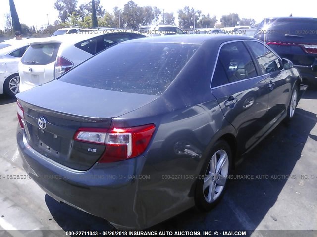 4T1BF1FK2CU177227 - 2012 TOYOTA CAMRY SE/LE/XLE 灰色 照片 4