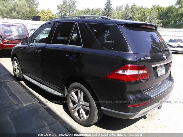 4JGDA5HB9CA026611 - 2012 MERCEDES-BENZ ML 350 4MATIC BLACK photo 3