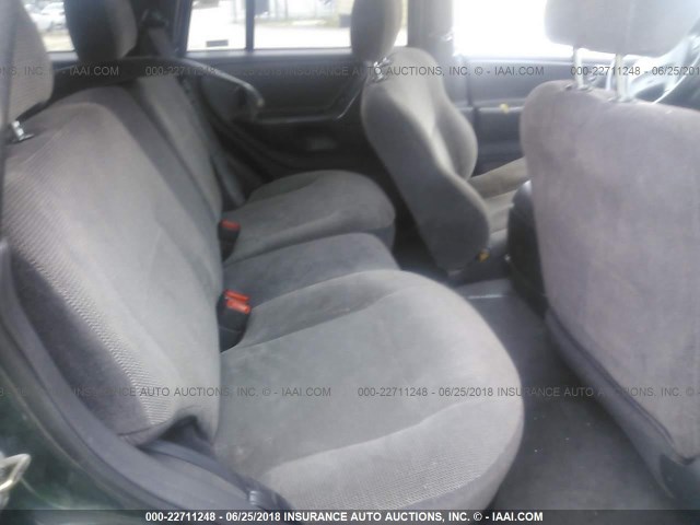 1J4GW48S9YC194817 - 2000 JEEP GRAND CHEROKEE LAREDO GREEN photo 8