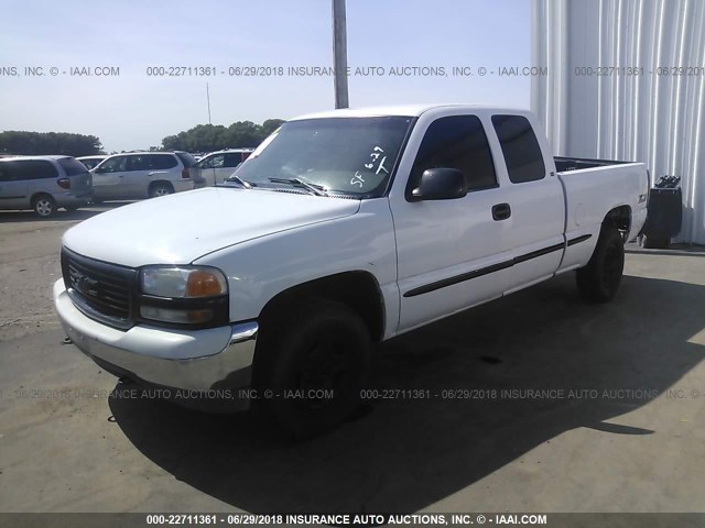 1GTEK19T7YE232354 - 2000 GMC NEW SIERRA K1500 WHITE photo 2