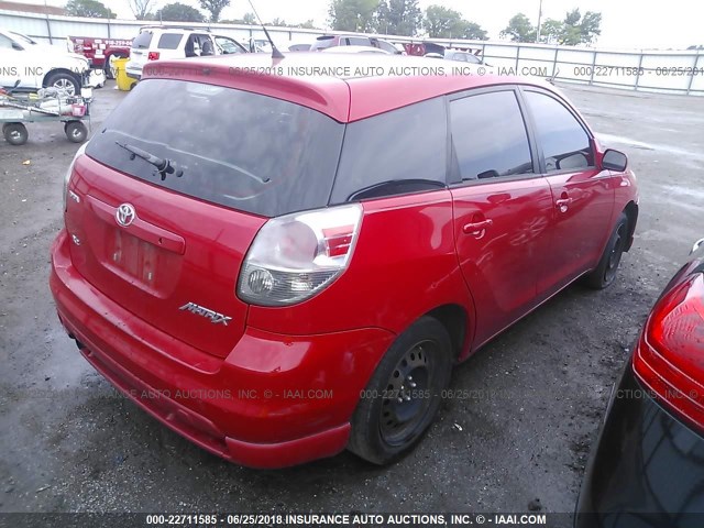 2T1KR32E55C377185 - 2005 TOYOTA COROLLA MATRIX XR RED photo 4