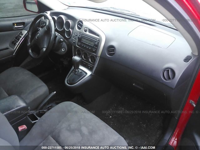 2T1KR32E55C377185 - 2005 TOYOTA COROLLA MATRIX XR RED photo 5