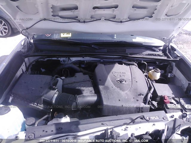5TFCZ5AN4HX076334 - 2017 TOYOTA TACOMA DBL CAB/SR/TRDSPT/OR/PRO თეთრი ფოტო 10