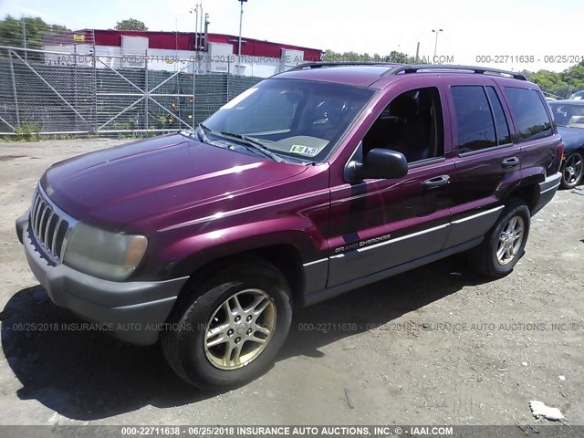 1J4GW48S52C249352 - 2002 JEEP GRAND CHEROKEE LAREDO MAROON photo 2