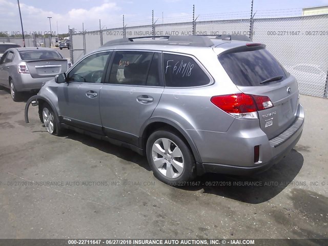 4S4BRBHC8B3447049 - 2011 SUBARU OUTBACK 2.5I PREMIUM SILVER photo 3