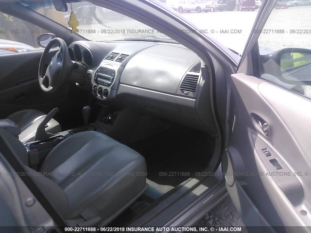 1N4AL11DX4C152557 - 2004 NISSAN ALTIMA S/SL SILVER photo 5