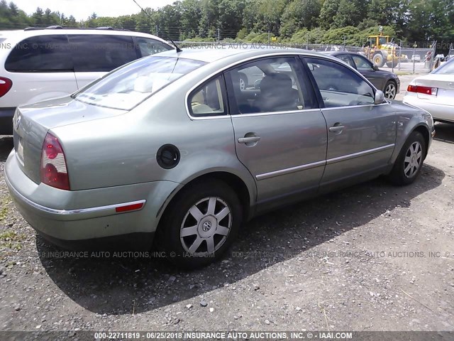 WVWMD63B43P258118 - 2003 VOLKSWAGEN PASSAT GL GREEN photo 4