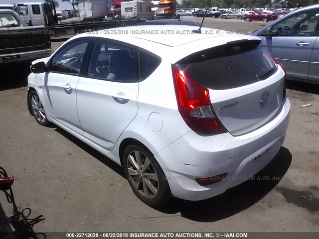 KMHCU5AE0EU184828 - 2014 HYUNDAI ACCENT GLS/SE WHITE photo 3