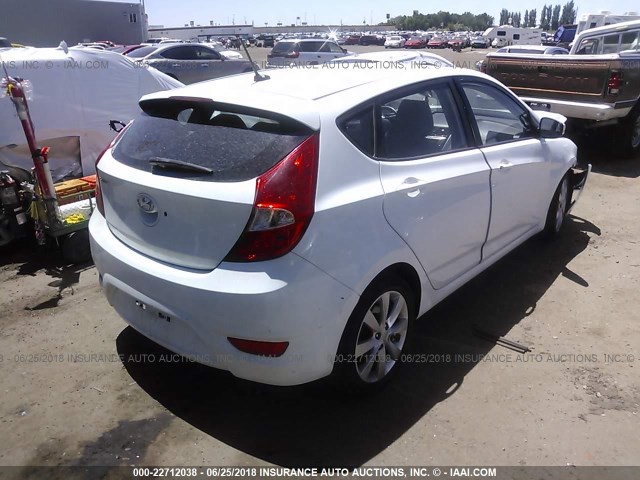 KMHCU5AE0EU184828 - 2014 HYUNDAI ACCENT GLS/SE WHITE photo 4