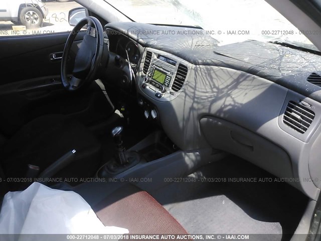 KNADE223396452618 - 2009 KIA RIO LX/SX BLACK photo 5