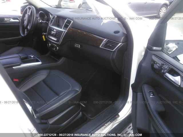 4JGDA5HB3DA207401 - 2013 MERCEDES-BENZ ML 350 4MATIC WHITE photo 5
