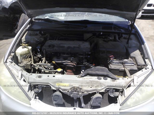 4T1BE32K45U429163 - 2005 TOYOTA CAMRY LE/XLE/SE ნაცრისფერი ფოტო 10