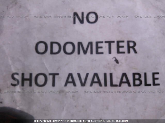 JTDBE32K030217904 - 2003 TOYOTA CAMRY LE/XLE GRAY photo 7