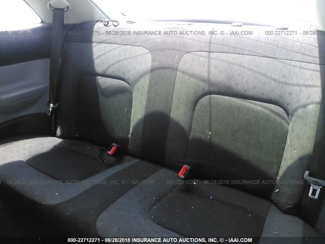 3VWBB61C3WM032104 - 1998 VOLKSWAGEN NEW BEETLE 黑色 照片 8