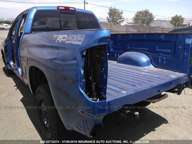 5TFUY5F19JX715326 - 2018 TOYOTA TUNDRA DOUBLE CAB SR/SR5 BLUE photo 3