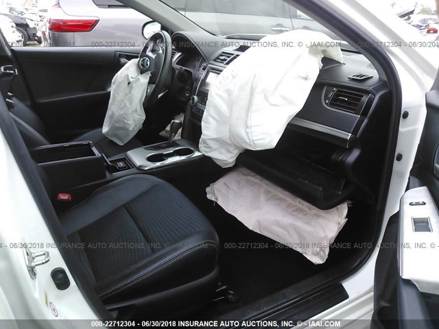 4T1BF1FK0EU757420 - 2014 TOYOTA CAMRY L/SE/LE/XLE Ağ foto 5